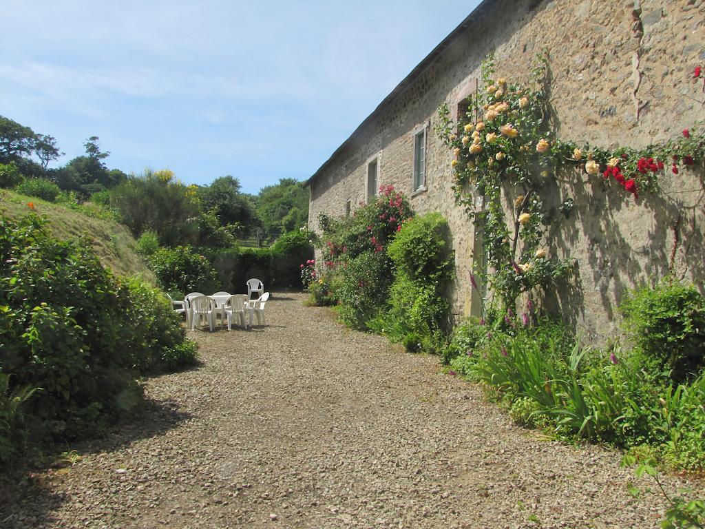 Gite De La Ferme De La Cour Crasville  객실 사진