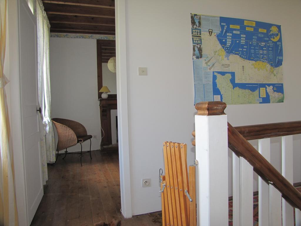 Gite De La Ferme De La Cour Crasville  객실 사진