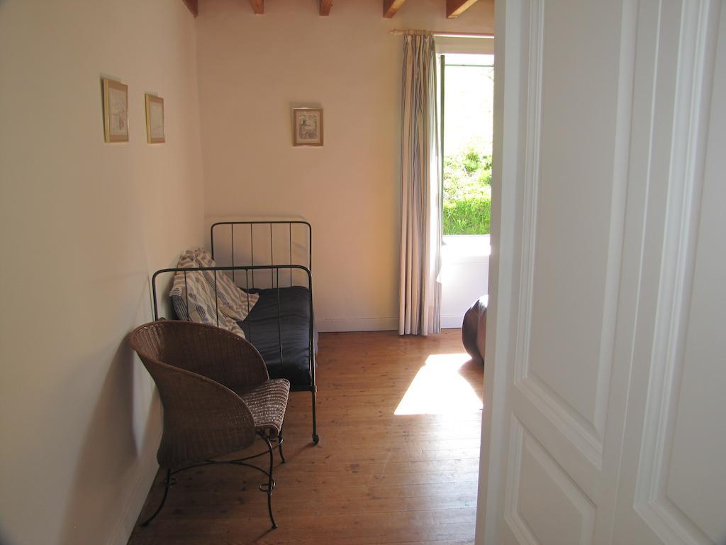 Gite De La Ferme De La Cour Crasville  객실 사진