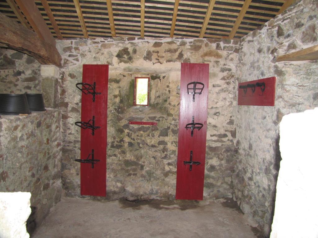 Gite De La Ferme De La Cour Crasville  외부 사진